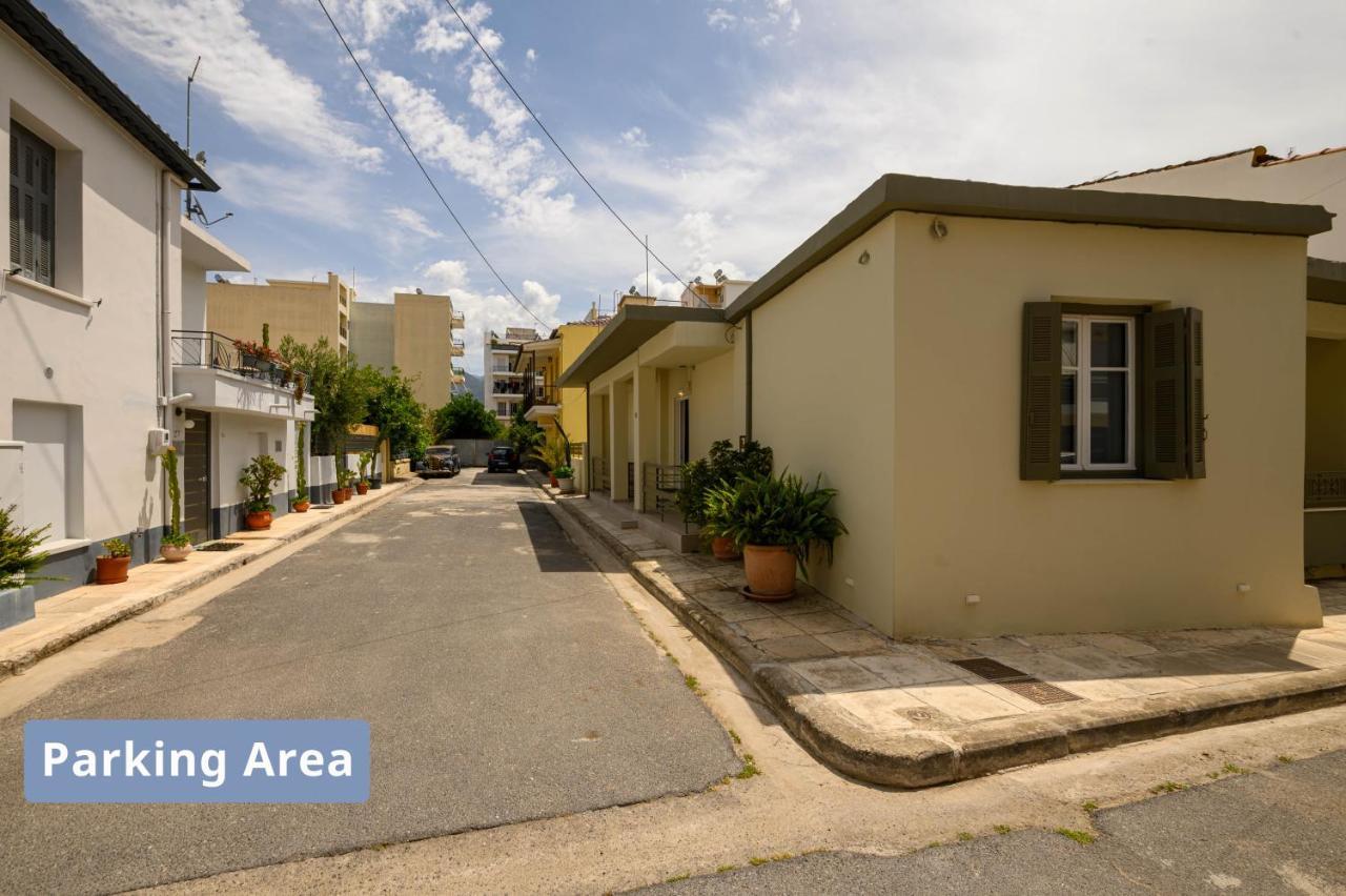 Tinas Home - Kalamata Mediterranean Villas 外观 照片