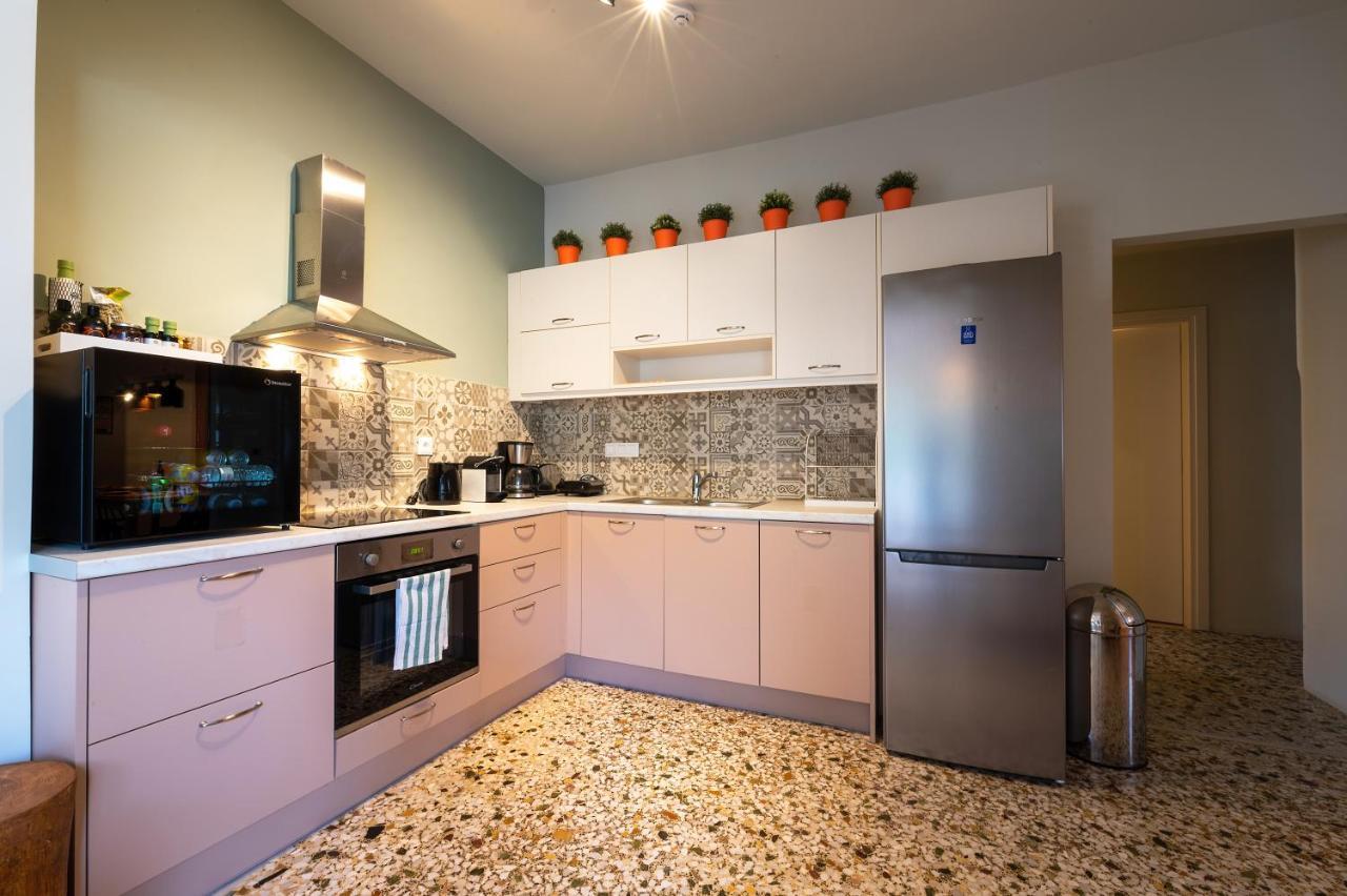Tinas Home - Kalamata Mediterranean Villas 外观 照片